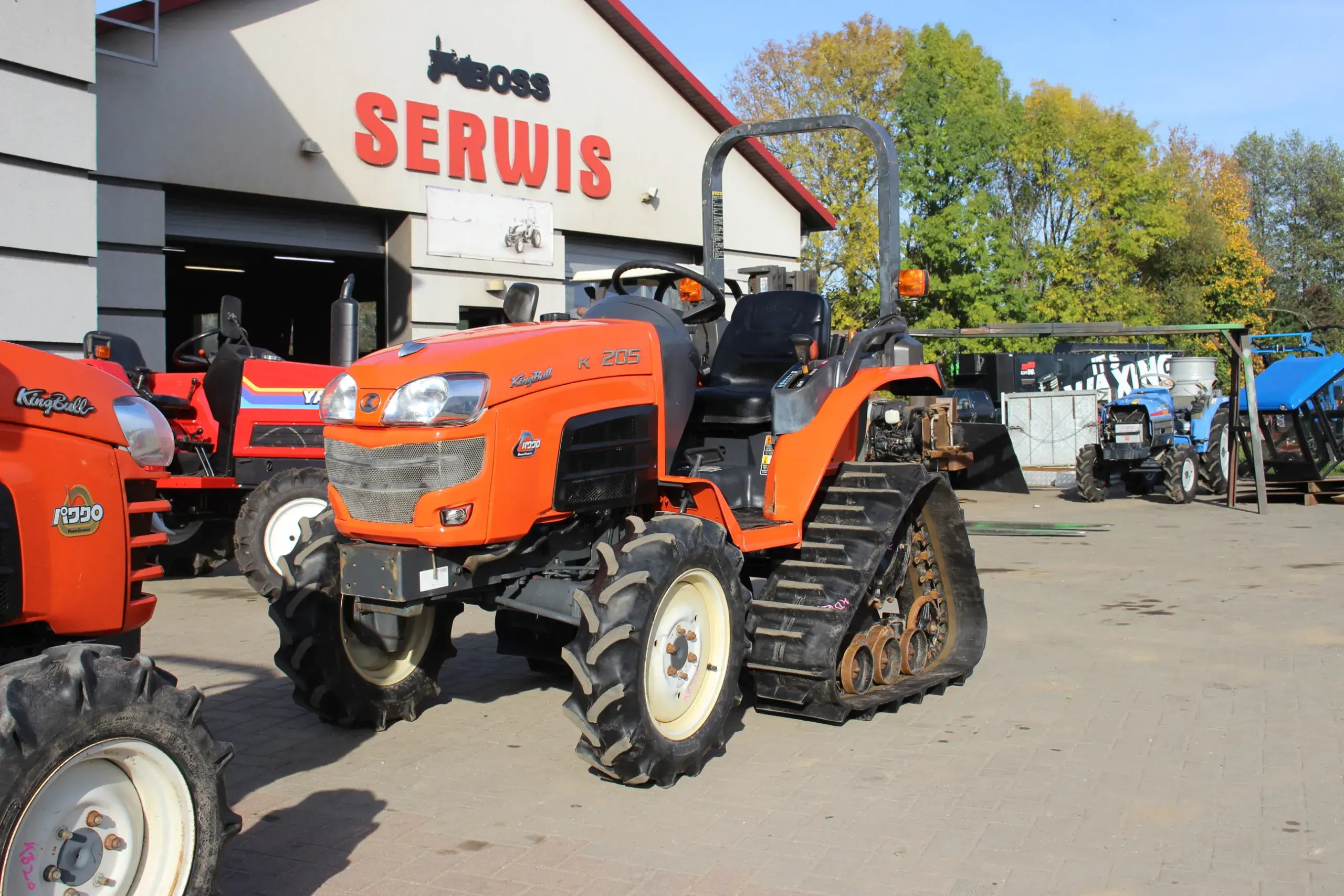 Kubota KB205D, oryginalny stan z opcją zamontowania kół.