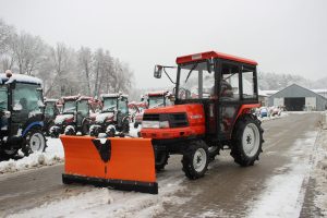 Promocja BLACK FRIDAY!!! 10 x Zestaw **Kubota GL23D z pługiem do śniegu**